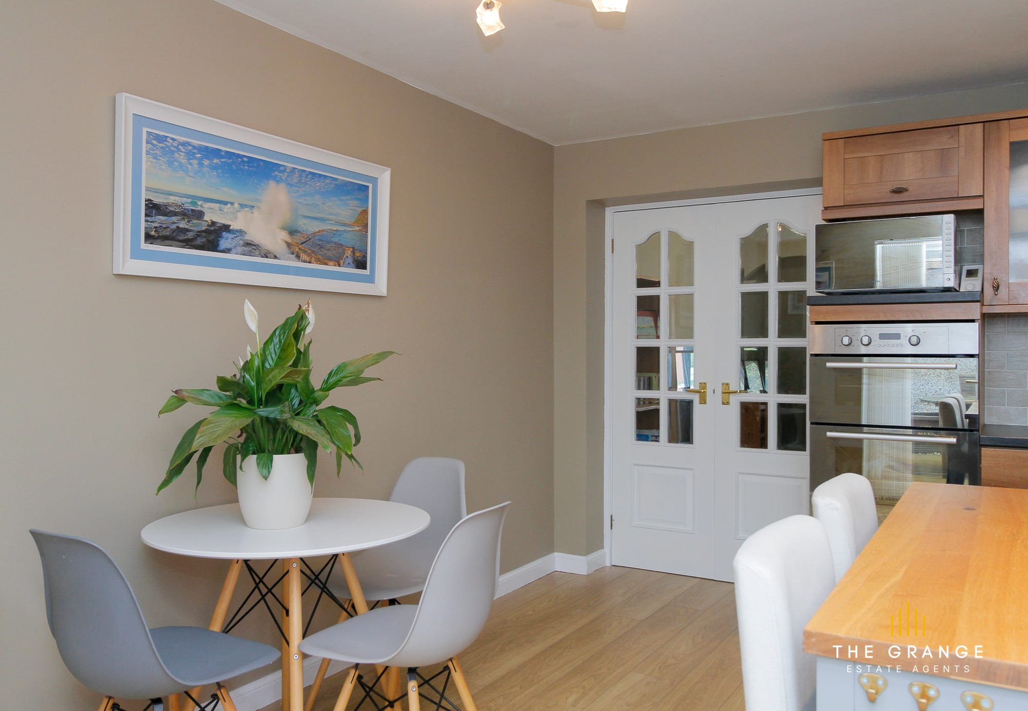 Dining table beside the kitchen