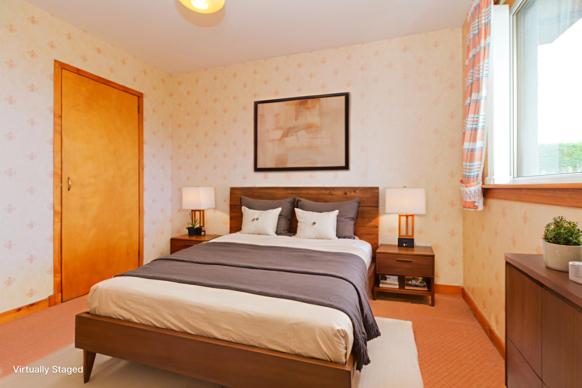 Bedroom (virtually staged)