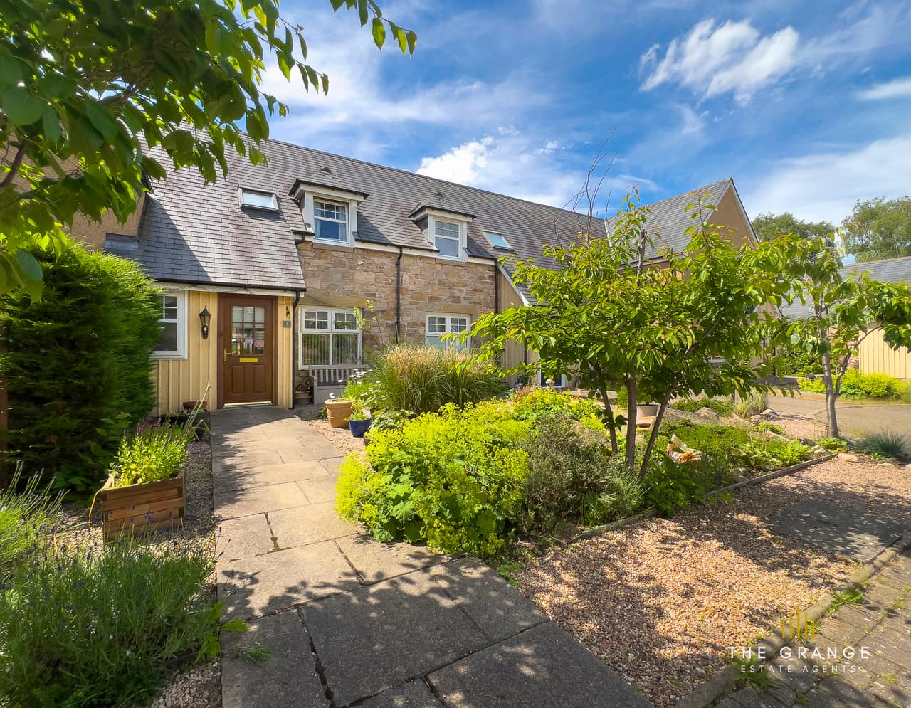 Carsewell Steading, Alves, IV30
