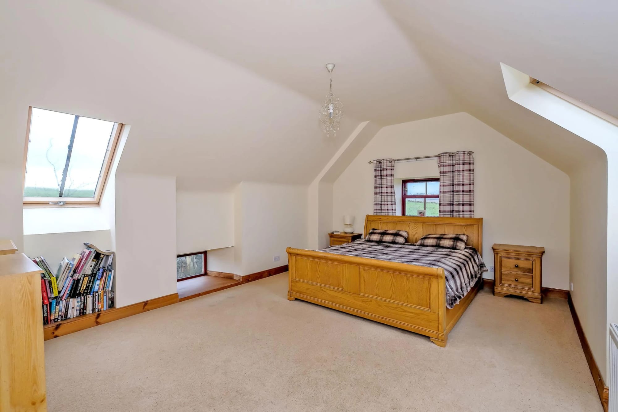Twin bedroom