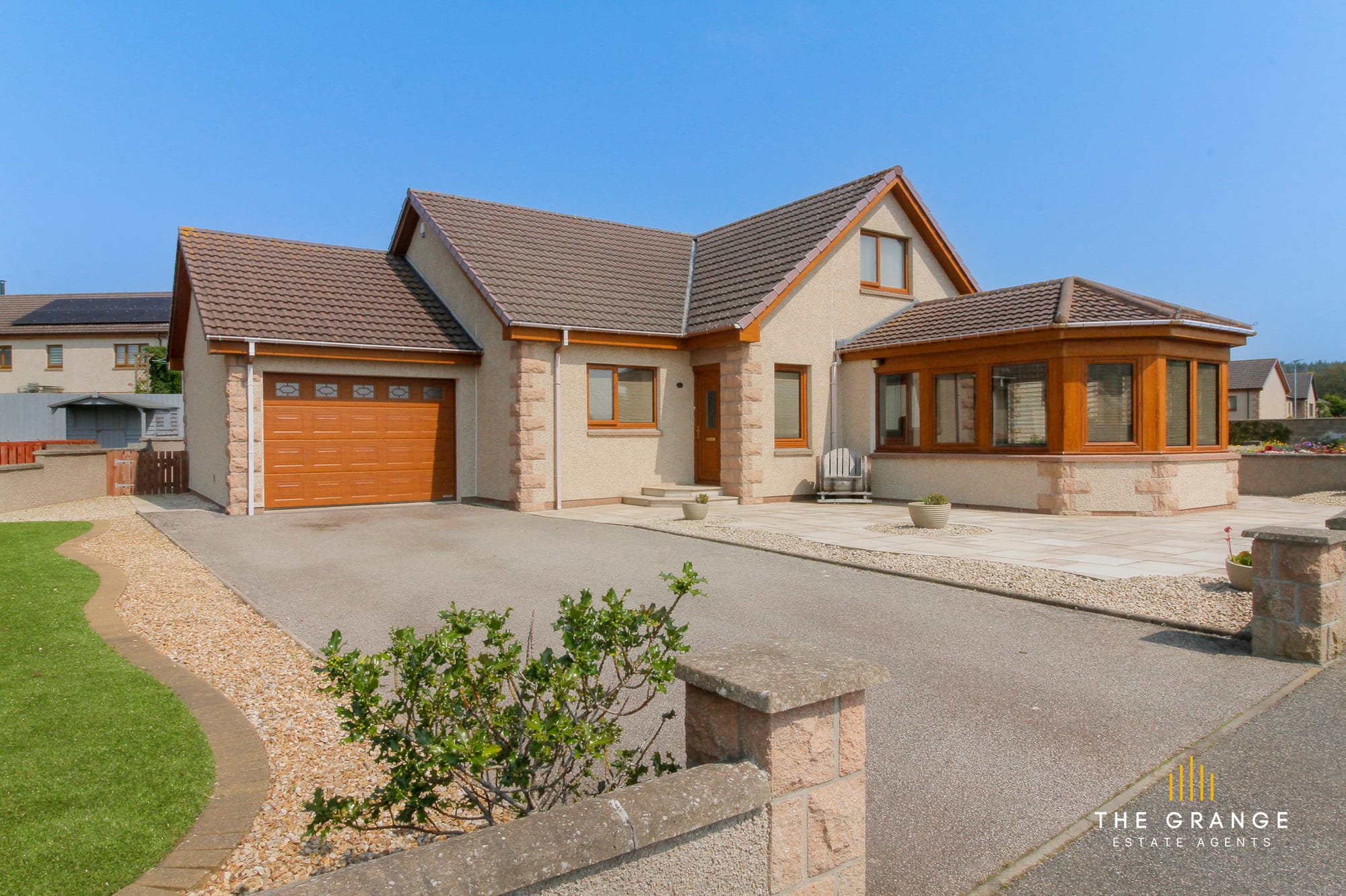 Findlater Drive, Cullen, AB56