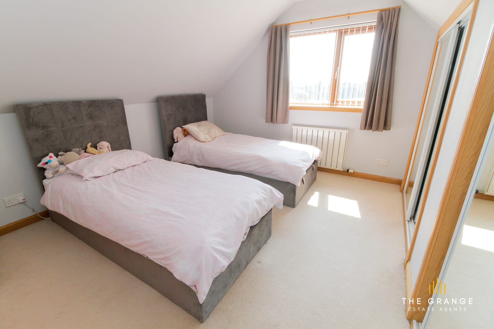 Findlater Drive, Cullen, AB56