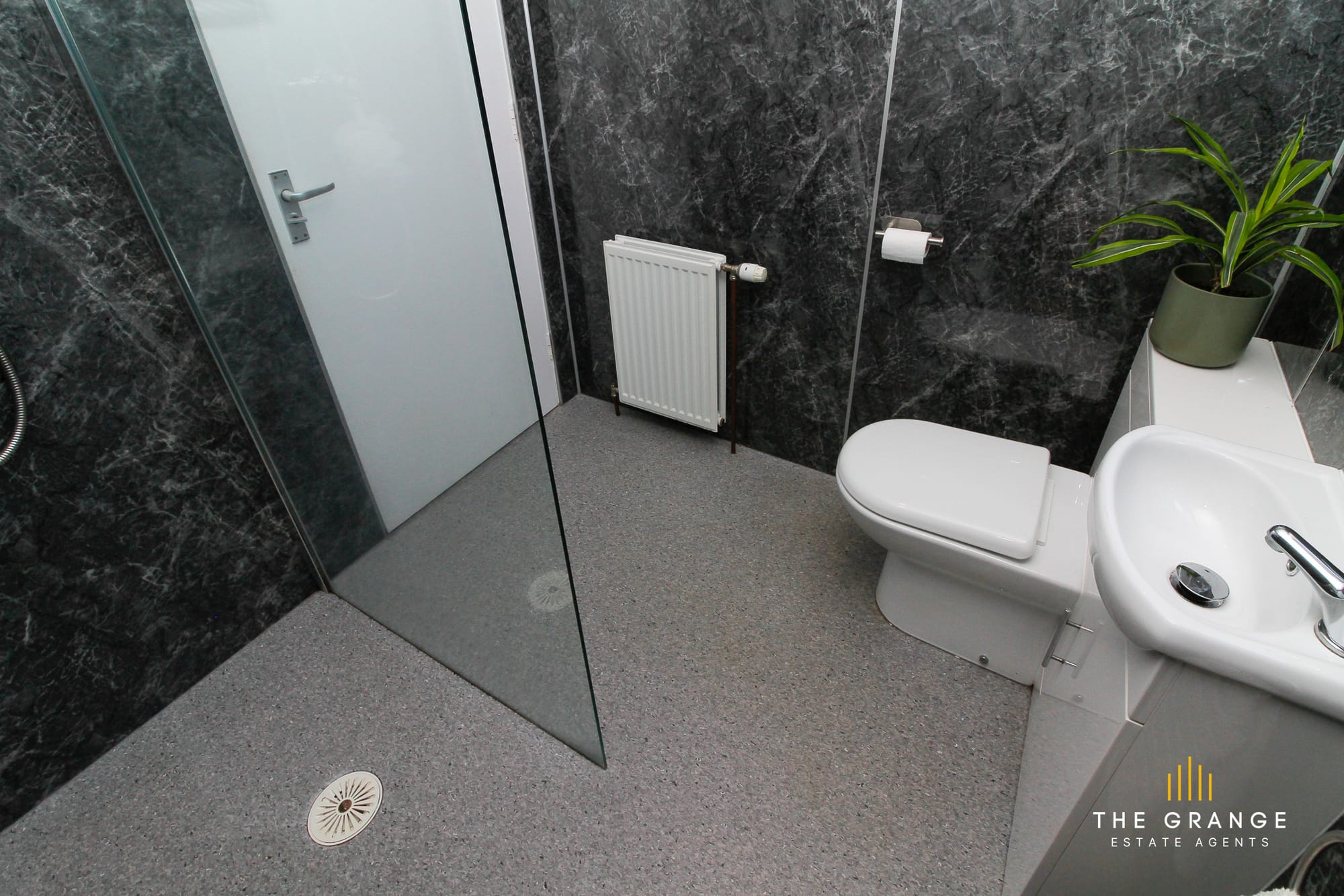 Downstairs WC and vanity