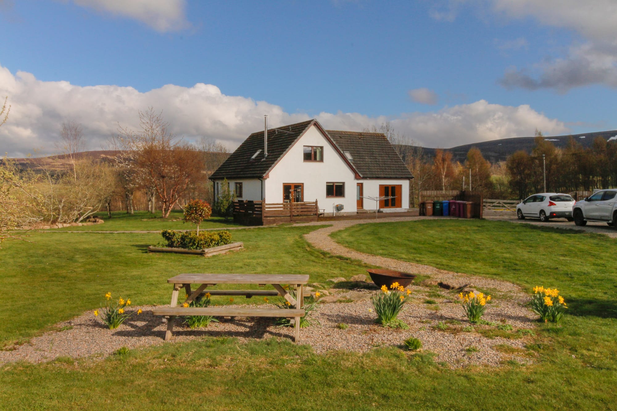 The house in its grounds