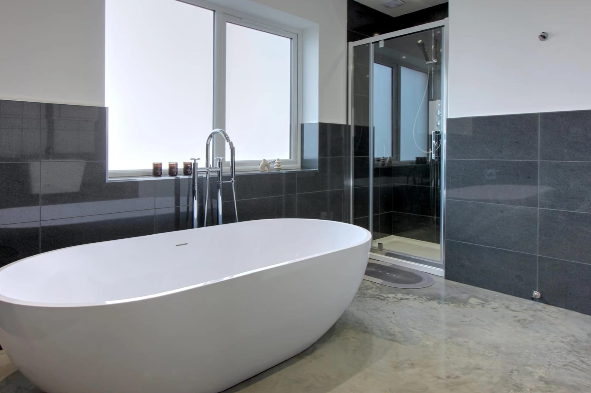 Bathroom with freestanding bath