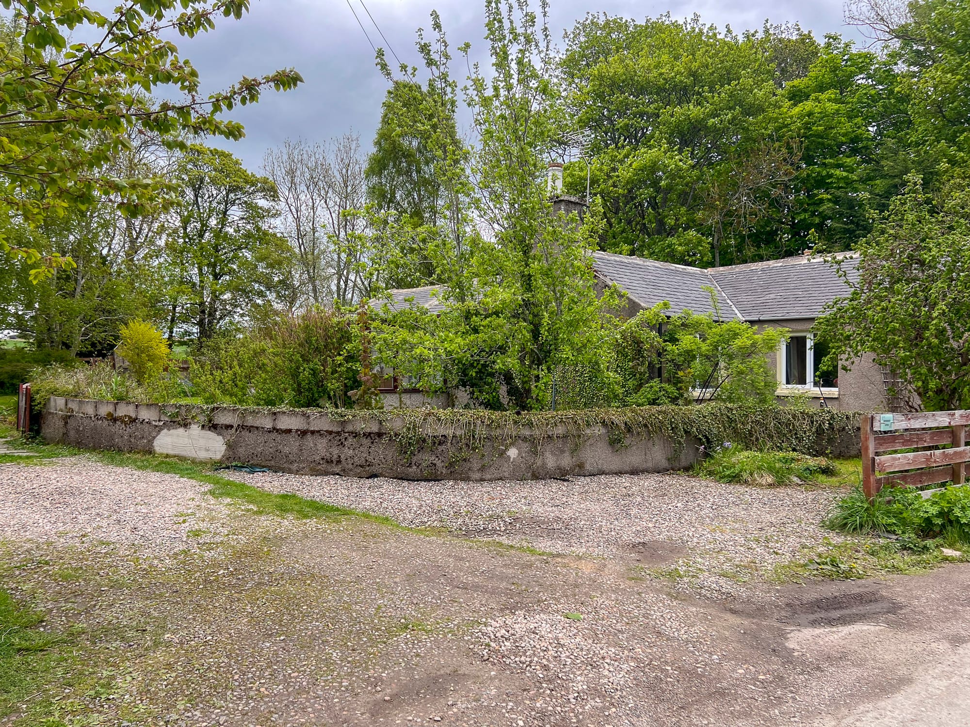 The house in its grounds