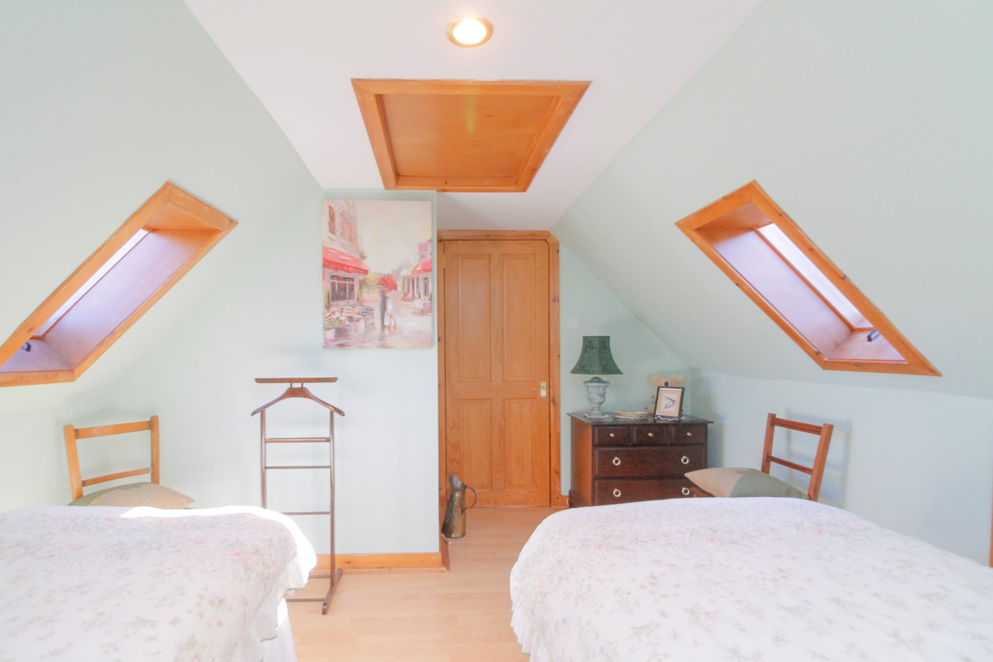 Second bedroom