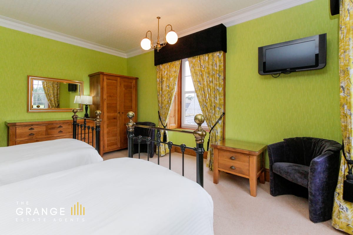 Double bedroom