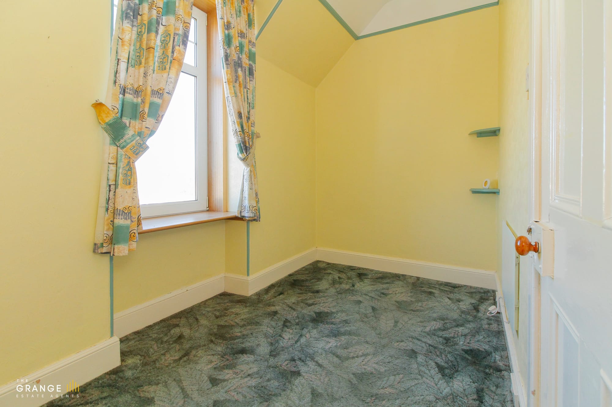 Single bedroom