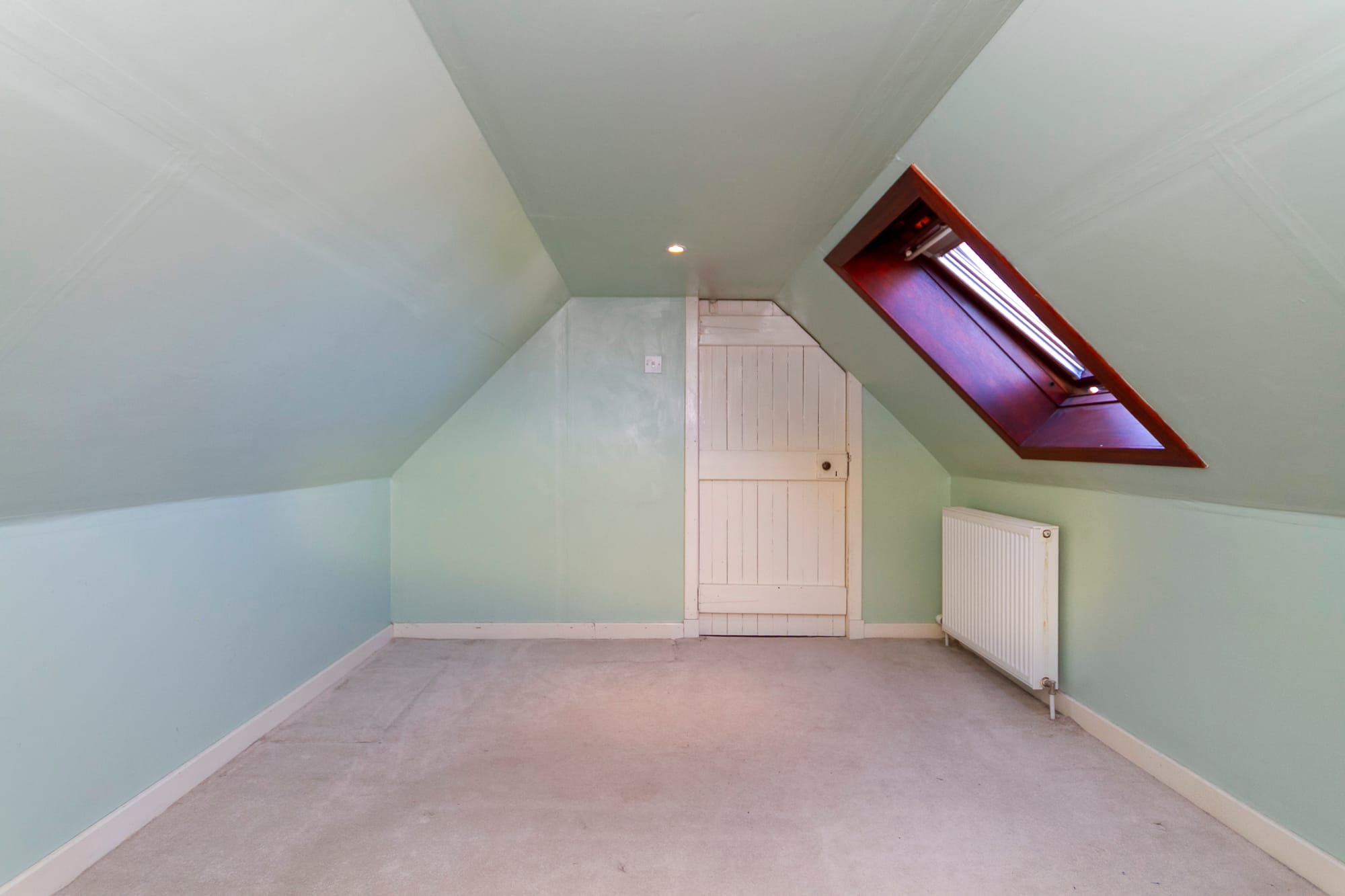 Second attic bedroom