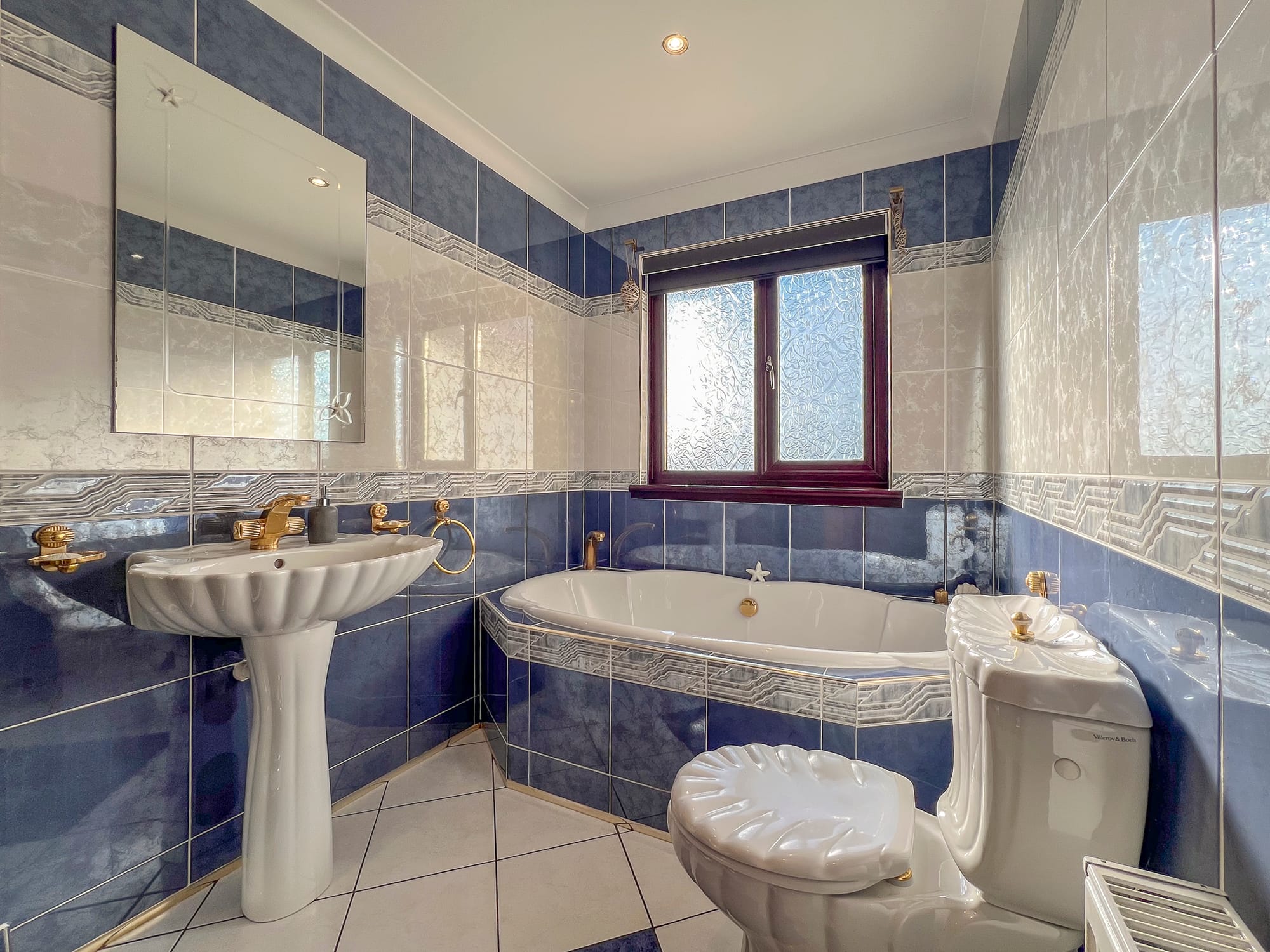 Family bathroom