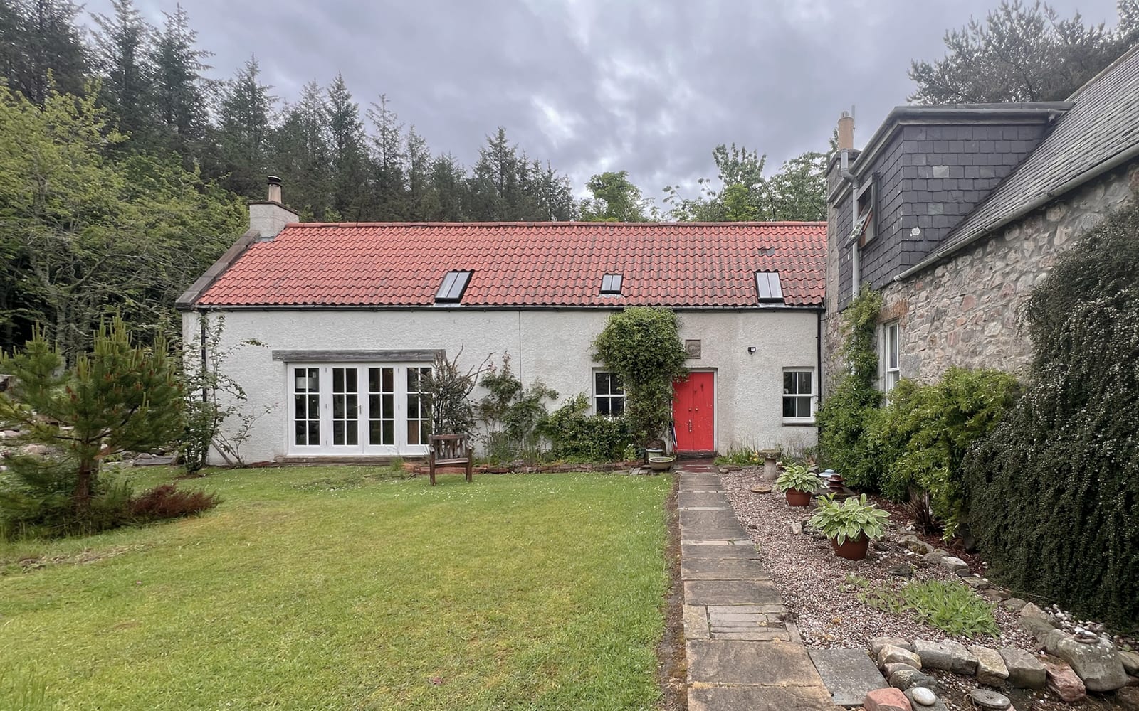 Country cottage, Fordyce — before